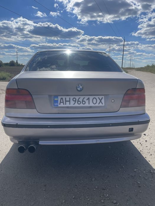 Продам бмв  е39