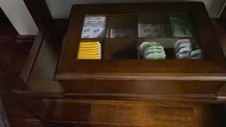 caixa de chá ou jóias, em madeira