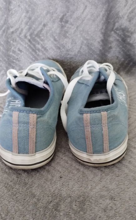 Кеди HIS 38р. уни. Нові