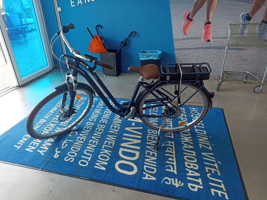 Bicicleta elétrica de cidade elops 900