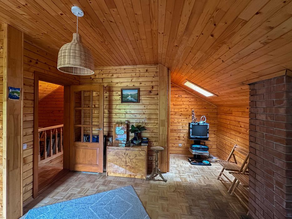 Продаємо затишний дерев’яний дачний будинок з ділянкою, дача, Липники