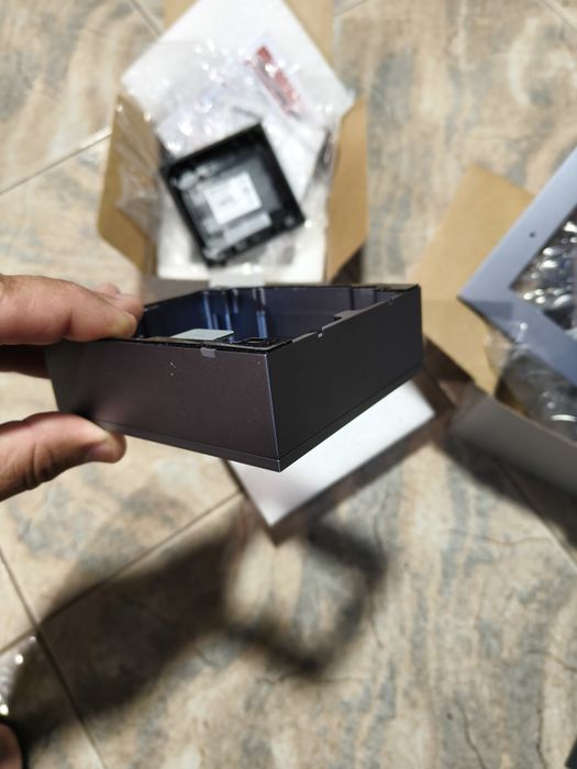 Material hikvision
