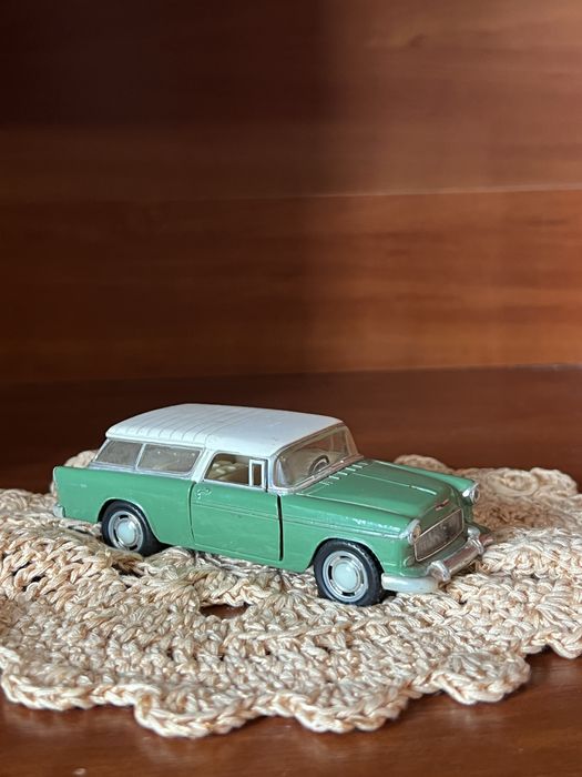 Chevy Novad Іграшкова модель ретро машина