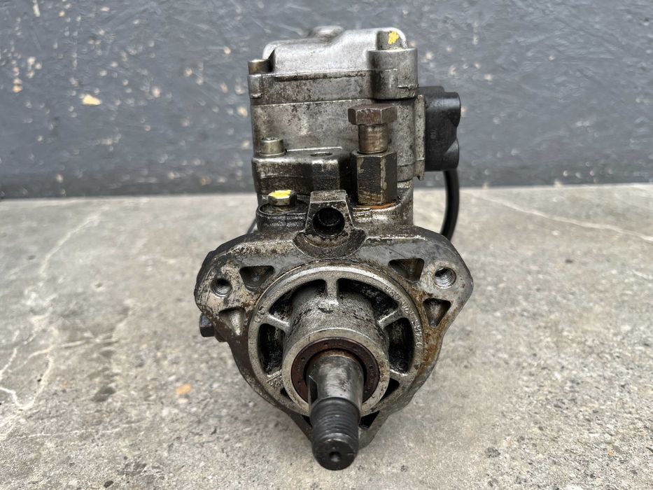 ТНВД топливный насос VW LT Transporter T4 Volvo S70 S80 V70 2.5 TDI
