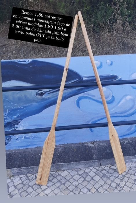 Remos de madeira novos