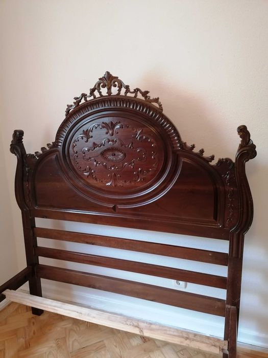 Conjunto cama madeira maciça carvalho 133x183, 2 mesas cabeceira