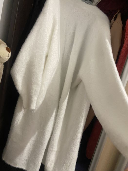 Картиган білий ідеальний до всіх образіа