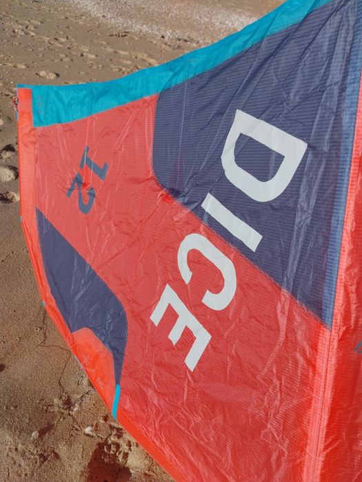 Kite 12m Duotone como novo