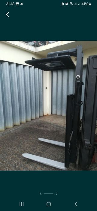 Prensa para hortícolas para empilhador