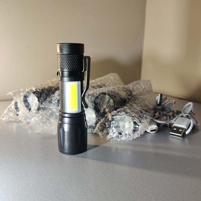 Аккумуляторный LED фонарик / Micro-USB