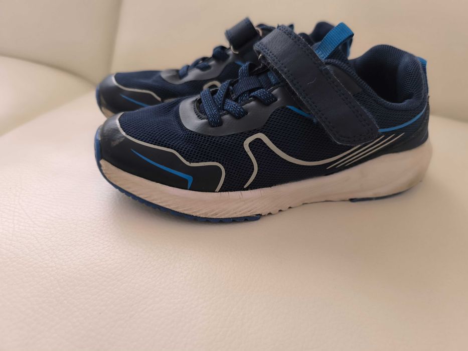 Adidasy, trampki, buty sportowe rozm. 35 (wkładka 22 cm)