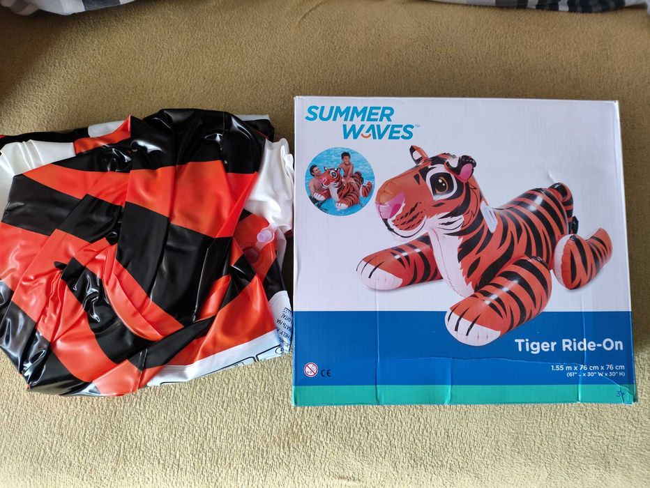 Dmuchany tygrys Summer Waves (z pudełkiem)