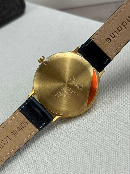 Relógio Mondaine Helvetica No1 Date 38 mm – Novo (Swiss Made)