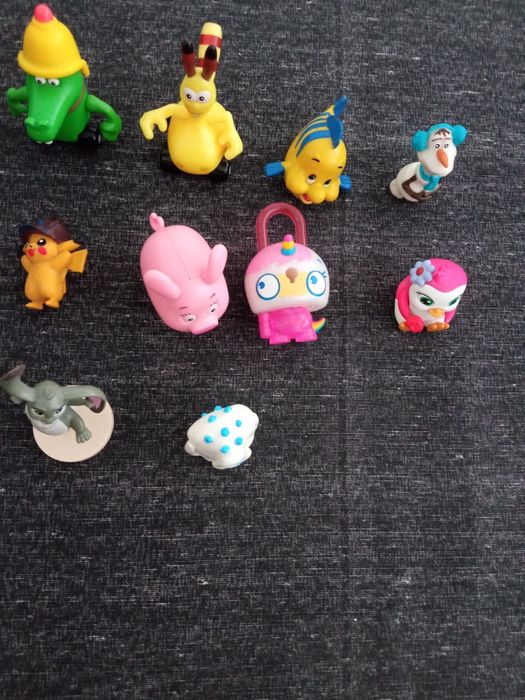 Várias Figuras da Disney