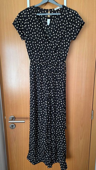 Macacão preto às bolinhas Pull & Bear, tamanho XS