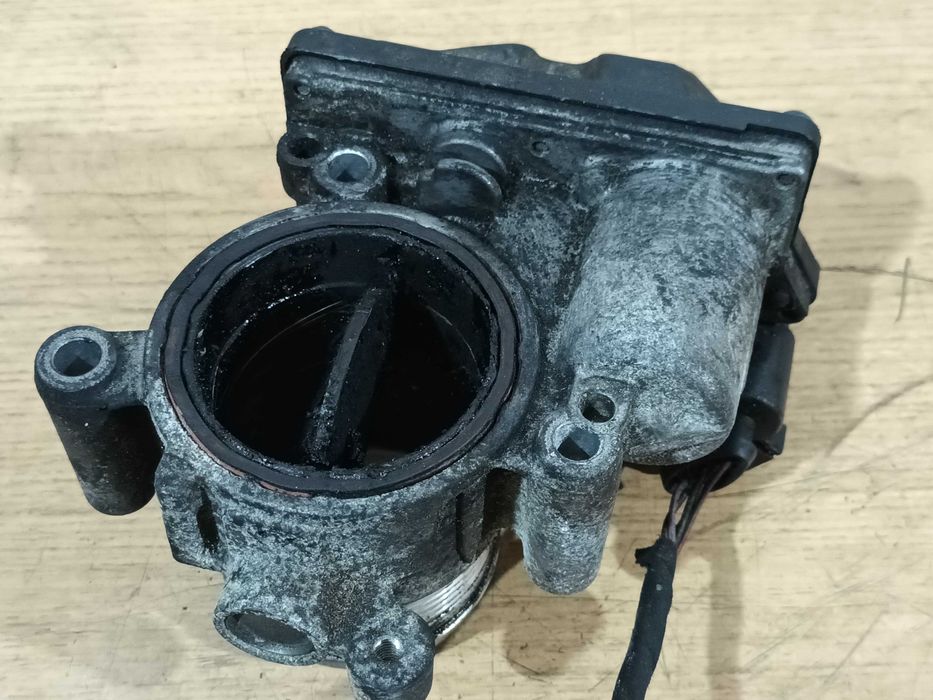 Przepustnica AUDI A4 B8 Q5 A5 SEAT EXEO VW SKODA 2.0 TDI oryginał