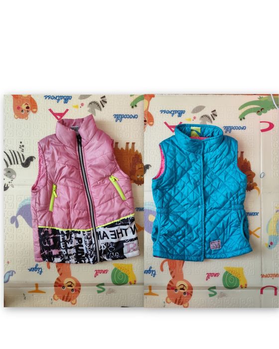 2 желетки на дівчинку 104 см