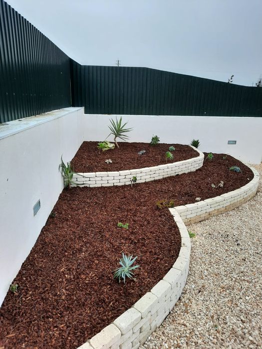 Relva sintética com ou sem aplicação