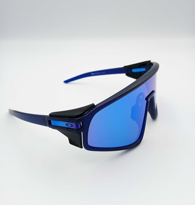 Okulary przeciwsłoneczne Oakley Latch Panel Matte Trans Navy