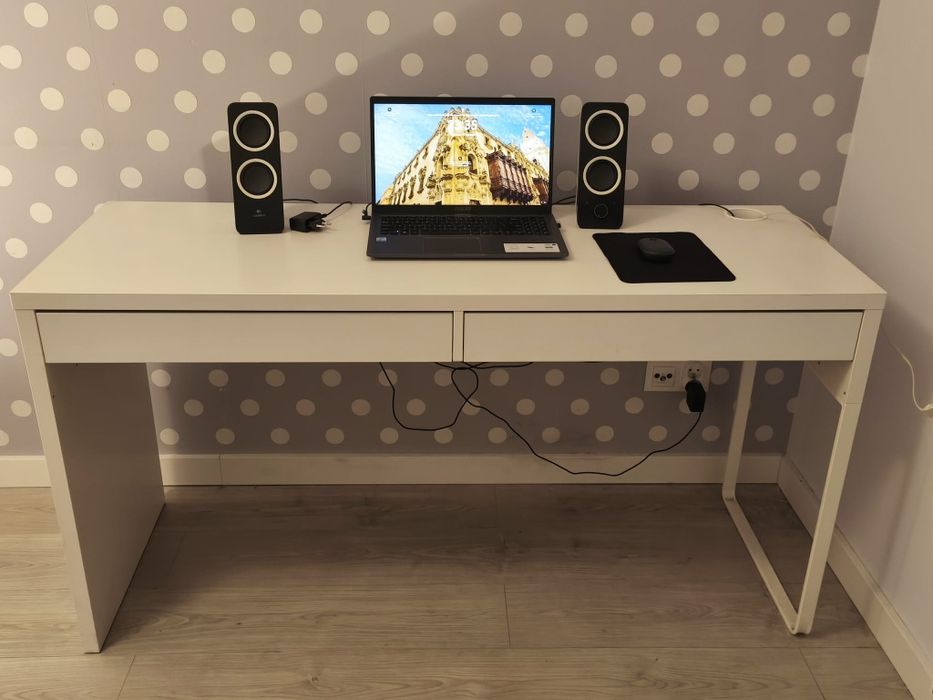 IKEA MICKE biurko 2 szuflady 142x75x50 - BIAŁY