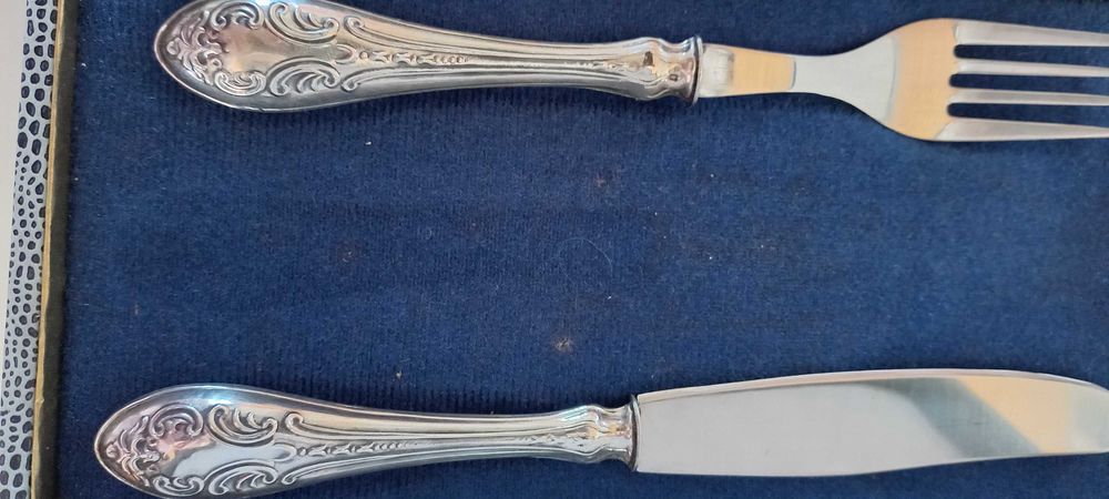 Faqueiro e argola em prata