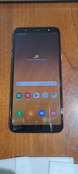 Samsung Galaxy A6+ 32GB + Capa + Películas