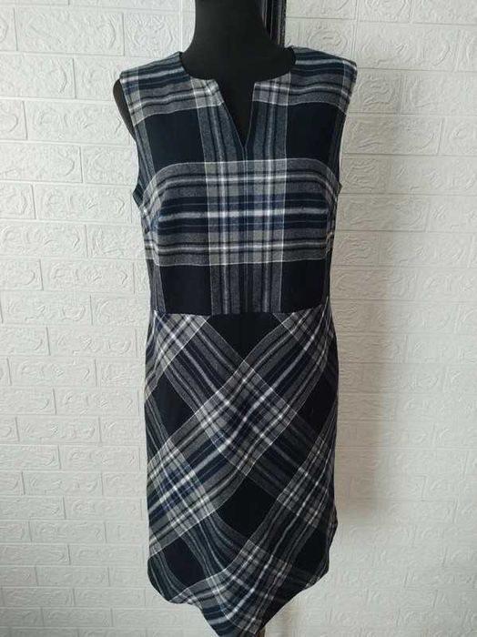 Sukienka rozmiar m stan idealny elegancka Laura Ashley cena 20 zł