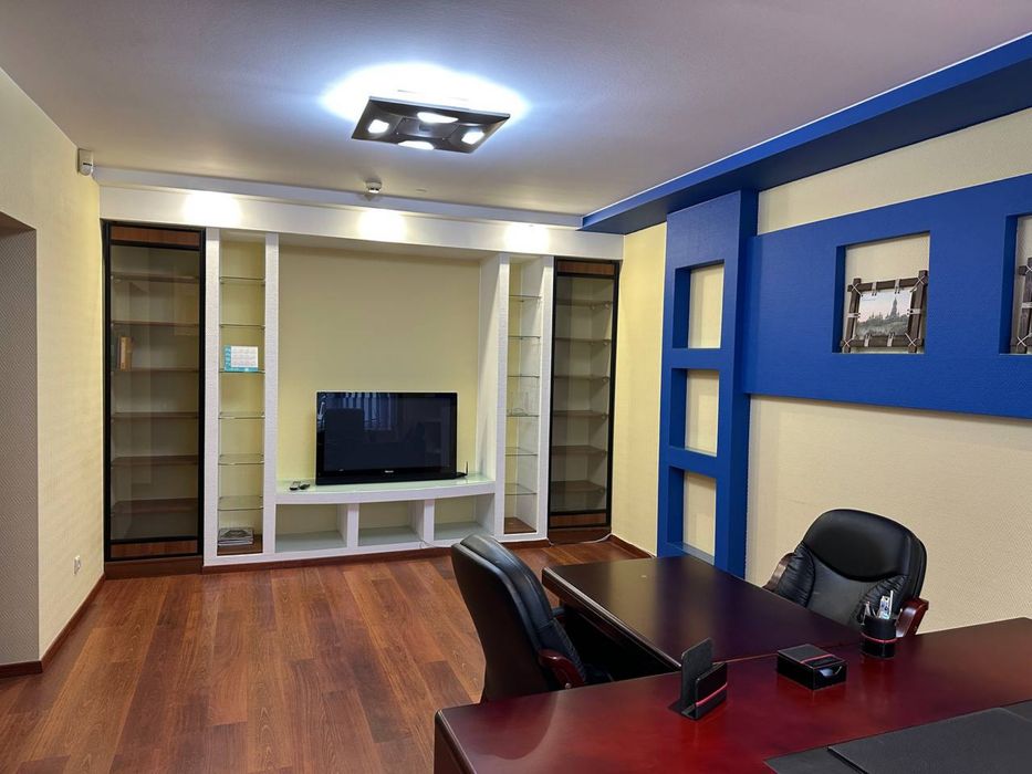 Продаж офісу 119 м² | Лівобережна | 2 хв до метро | житловий фонд | готовий ремонт - Вид 2
