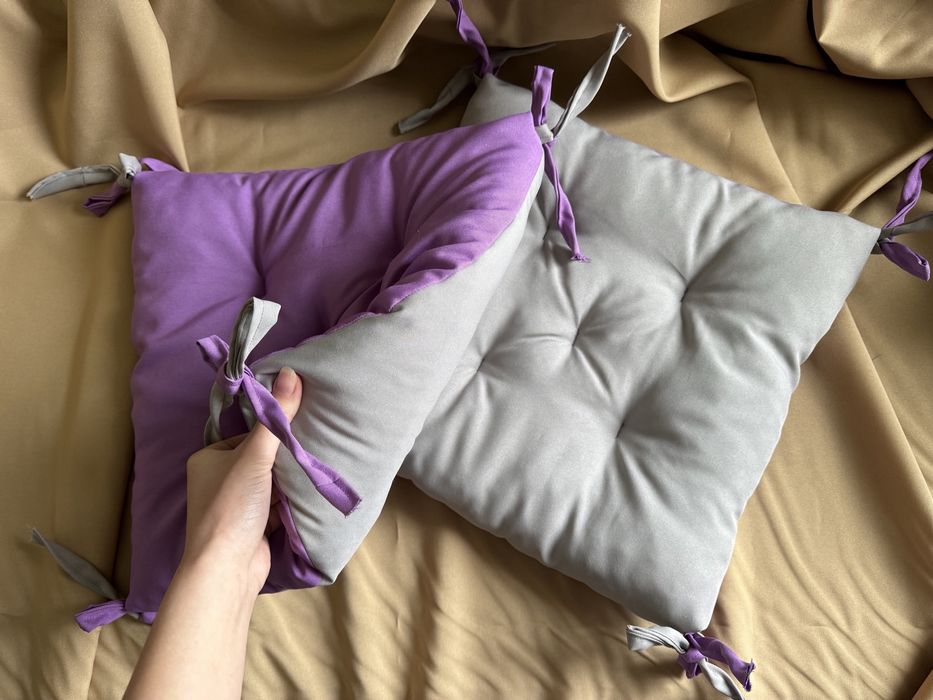 Подушки на крісла, табурет, подушка зі завʼязками в кухню, гостинну