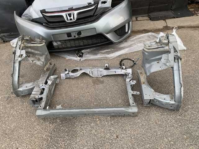 Honda Jazz IV 2015 NH823 M Podłużnica Prawa