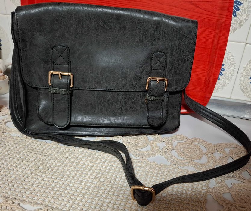 Mala tipo estudante NOVA tiracolo