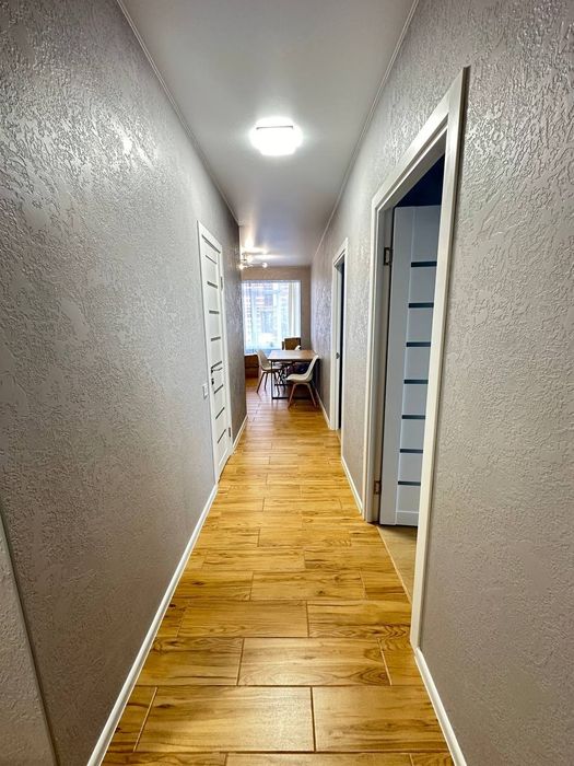 2к квартира з новим ремонтом. ЖК Покровський центр Гостомеля.