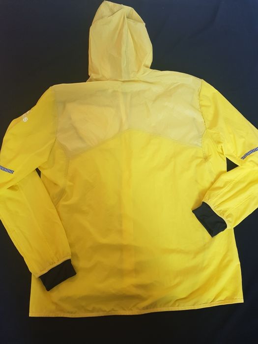 Adidas kurtka do biegania Strong Roadrunner Roz. XL