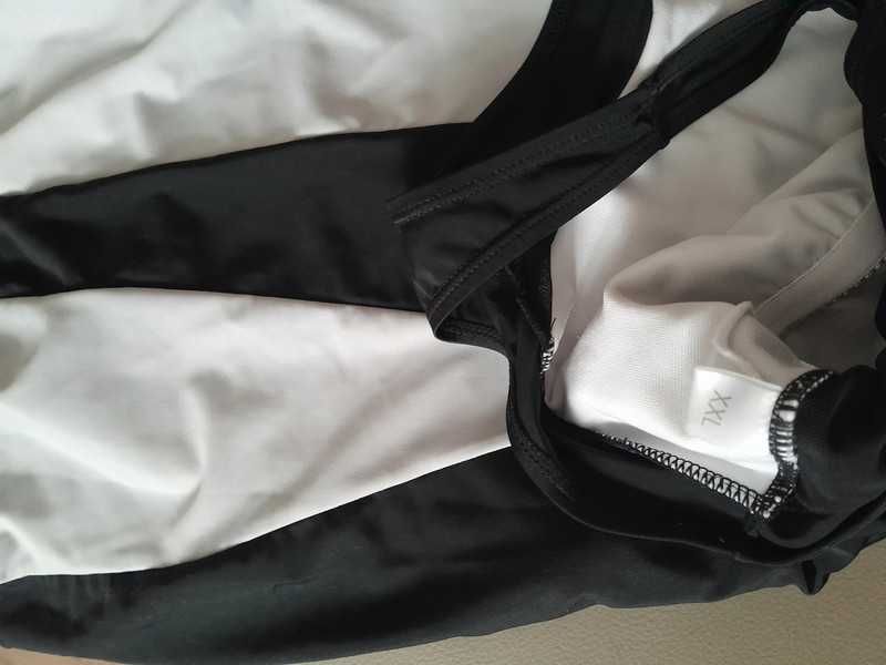 Strój kąpielowy sukienka ze spodenkami XXL / 44