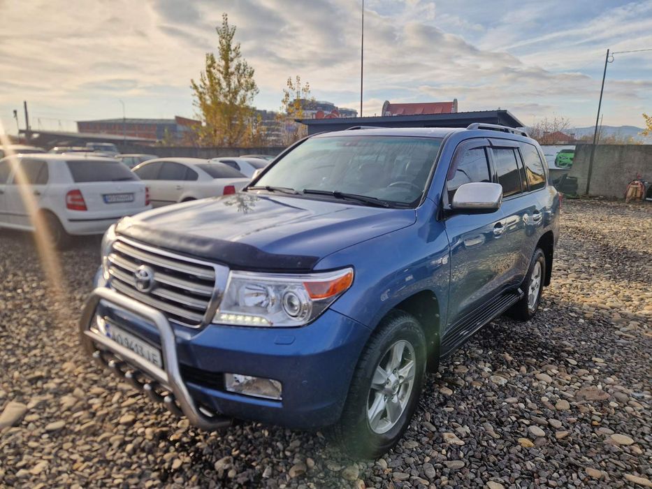 Тойота 200 газ бензин