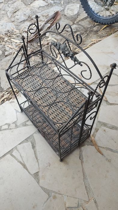 Mini Garrafeira - Estado Razoável