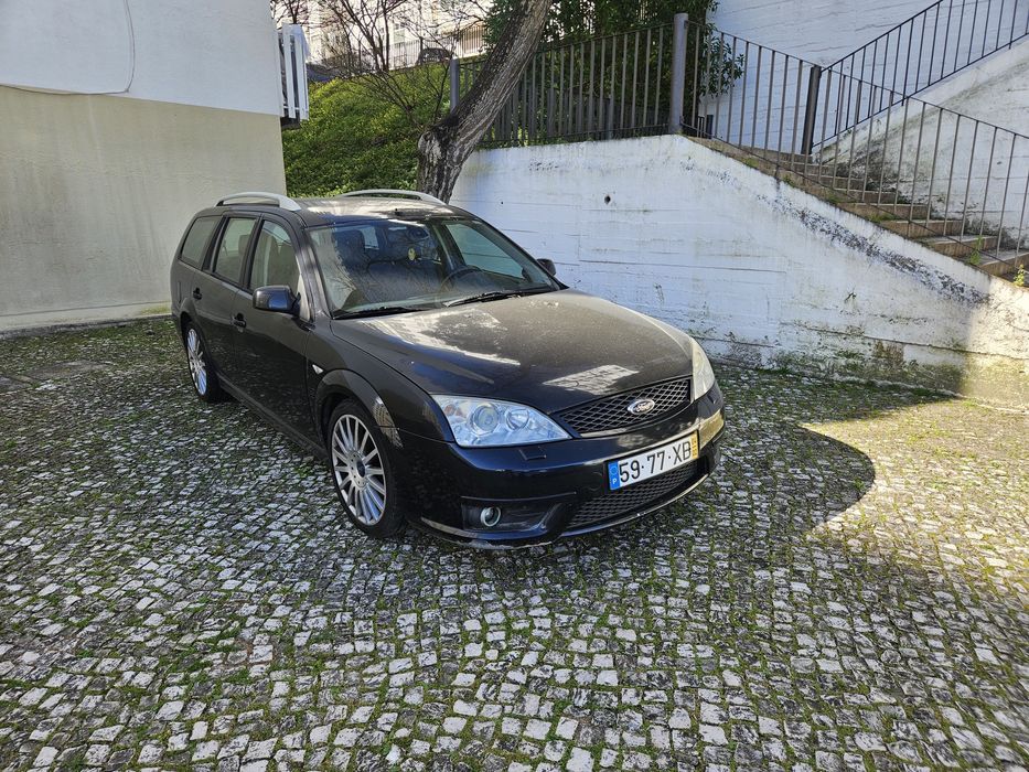 Ford Mondeo ST220