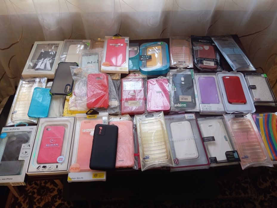Продам лот для телефонів