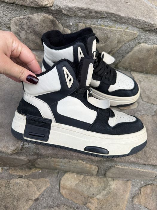 Зимове взуття 38 розмір