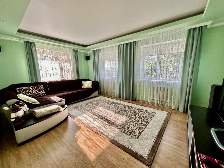 Добротний, облаштований будинок Р-н Масляниківка.