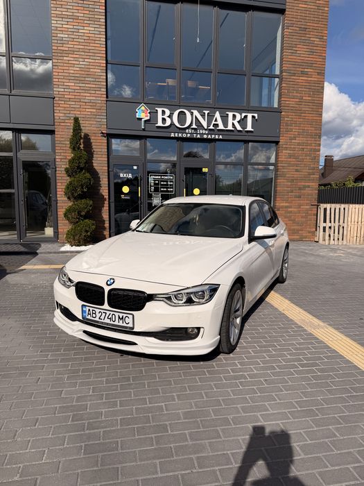 BMW 3 Series 2017 VIN WBA8E1G55JNU89847 фото оголошення 3 з 8