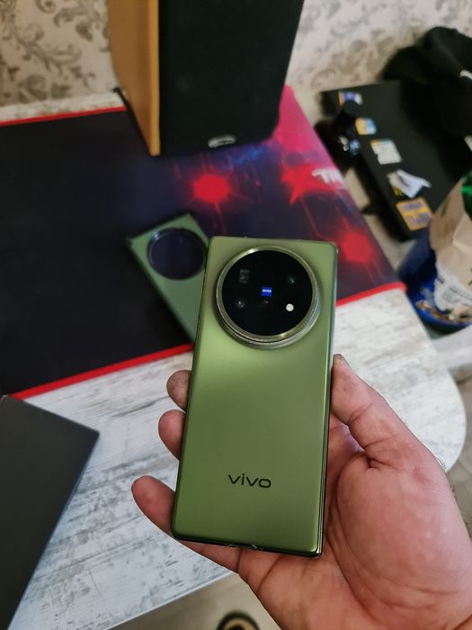продам vivo fold x5 12/256gb