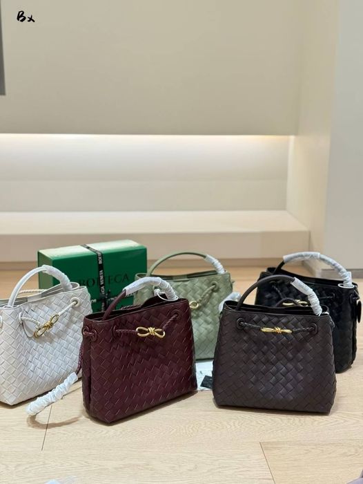 Torebka damska Bottega Veneta Andiamo, skóra naturalna