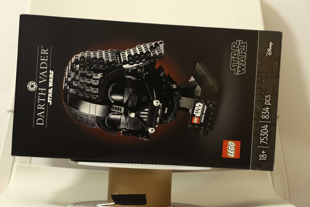 LEGO 75304 Star Wars Darth Vader Helmet