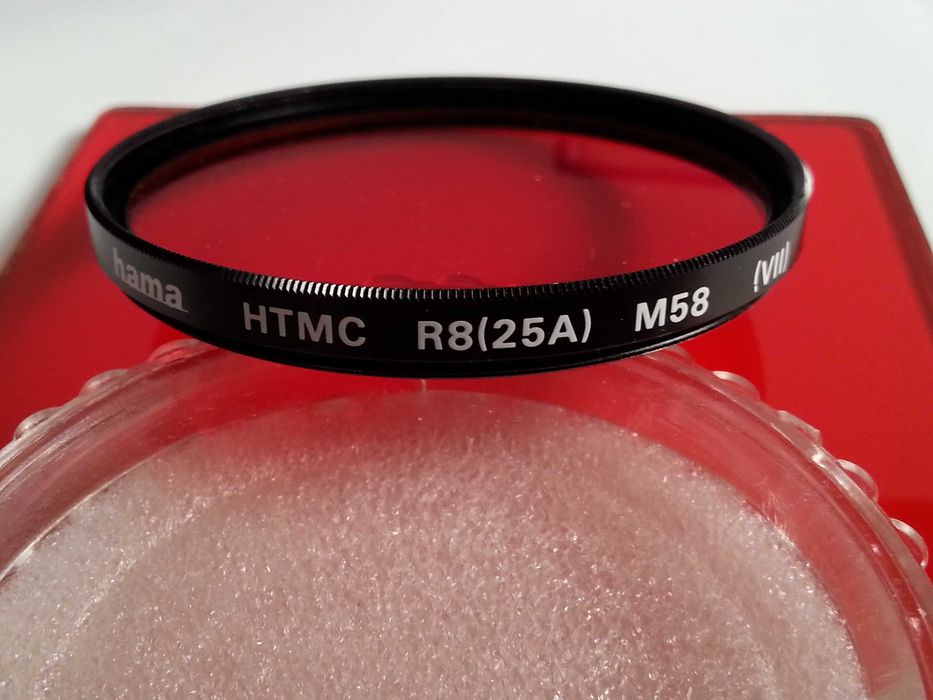 Filtry czerwone do fotografii czarno-białej