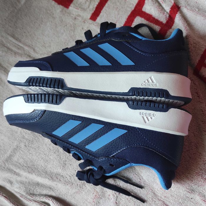 Buty Adidas 35,5. Nowe