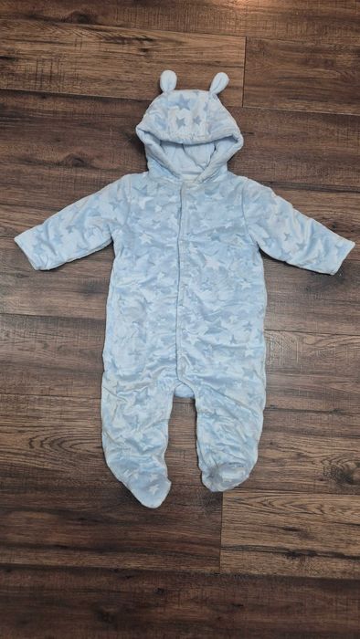 008 R pajacyk nr 2 ocieplacz gwiazdki rozmiar 68-74 tj. 6-9 miesięcy