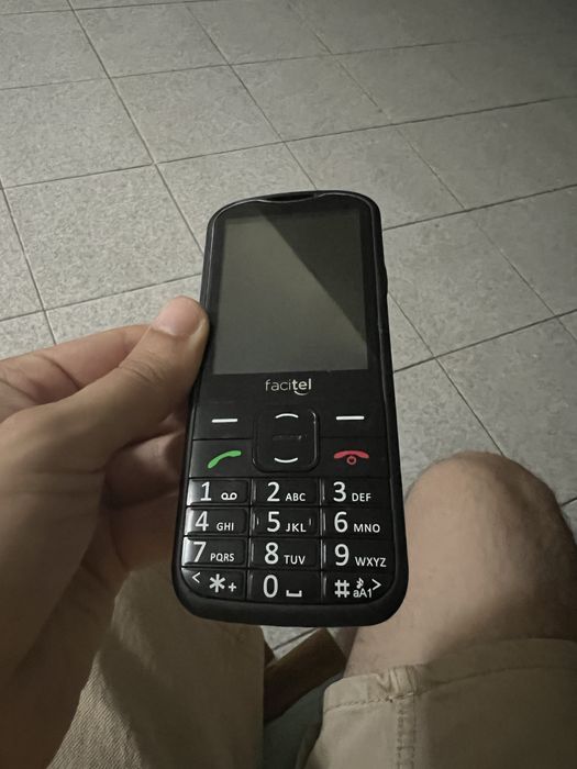 Telemóvel simples básico acessível facitel fs08
