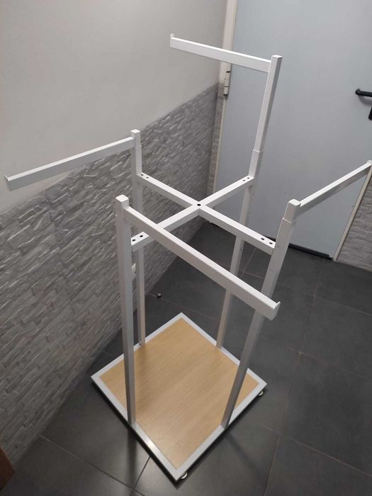 Expositor roupa extensível