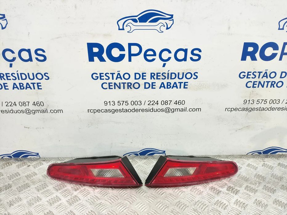 Farolins Tras Traseiros Mala Esquerdo Direito Originais LED Alfa